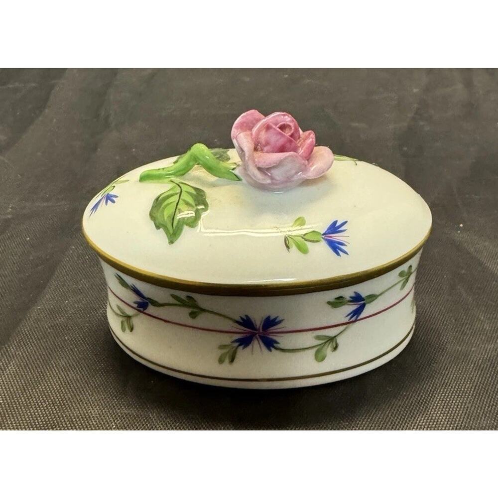 Herend Hungary Blue Garland PBG 6114 Oval Trinket Box Pink Rose Finial 2.75"